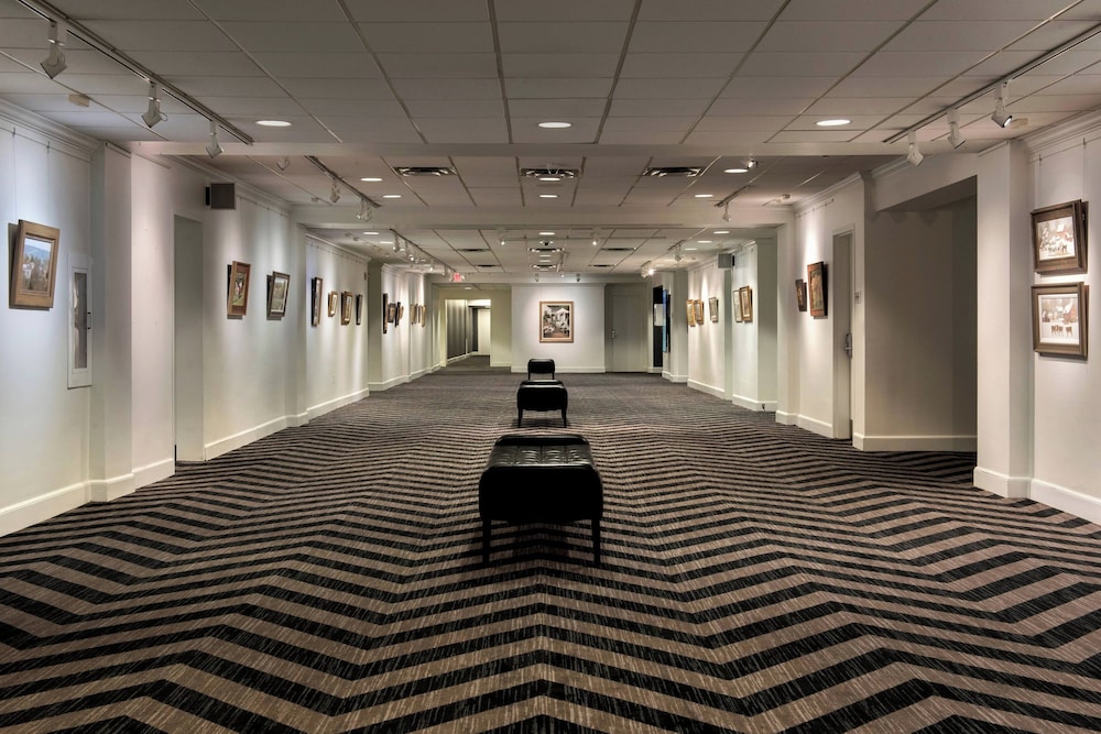 College Park Marriott Hotel & Conference Center - photo 58