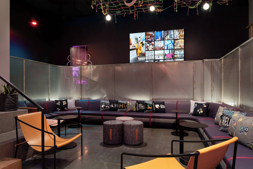 Moxy Portland Downtown - photo 38
