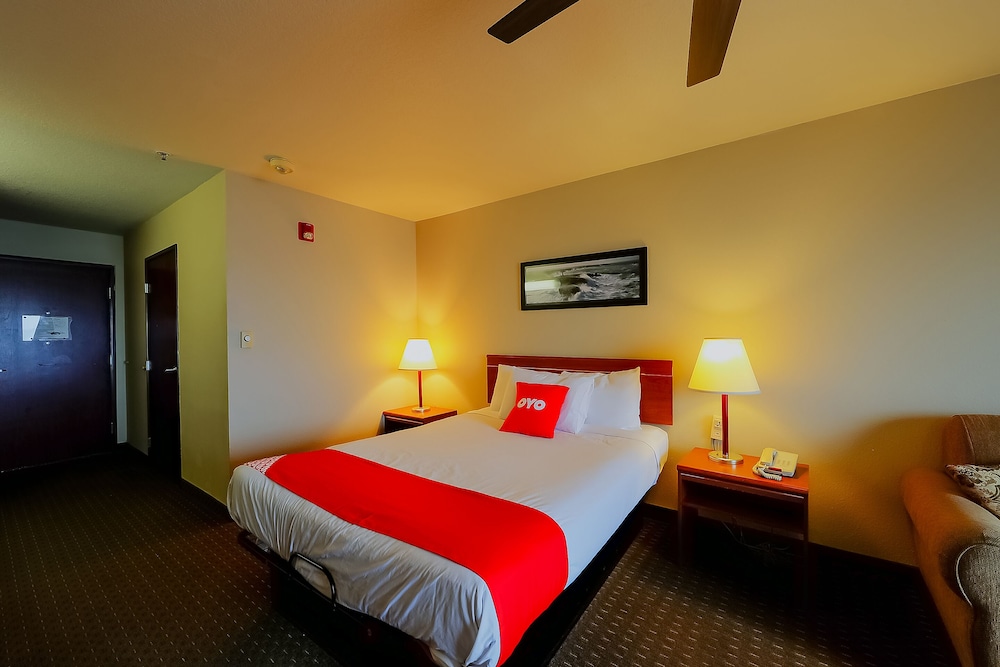Siletz Bay Beachfront Hotel by OYO Lincoln City - photo 51