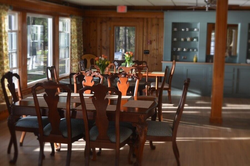 Wolf Cove Inn - photo 22