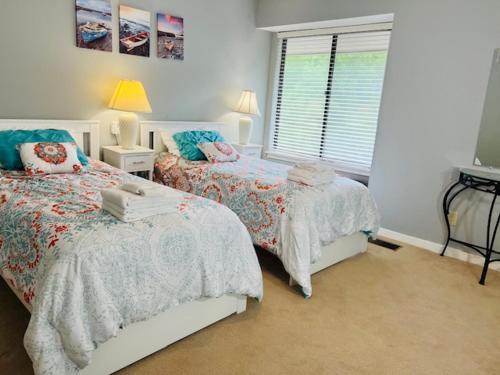 Springwood Villas with pool excess half a mile from beach — 4-Star Luxury Hotel in Hilton Head Island, United States