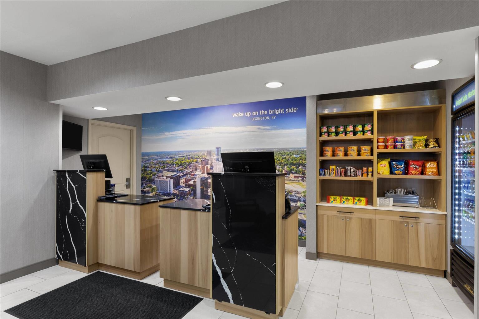 La Quinta Inn & Suites by Wyndham Lexington South Hamburg - photo 11