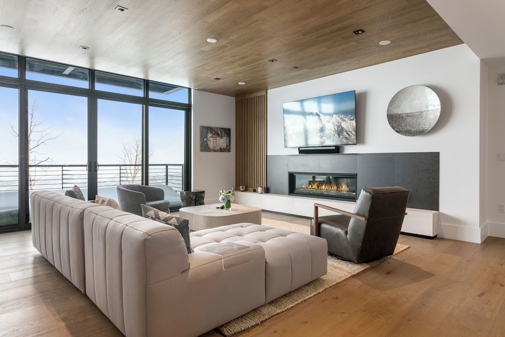 Argent at Deer Valley Resort Three Bedroom Deluxe #405 3 Condo in Bridgeport, United States