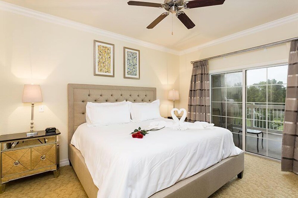 Modern Furniture in Reunion Resort 3 Br condo by RedAwning - photo 6