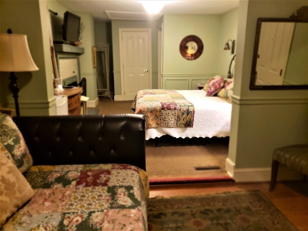 Vandiver Inn - photo 49