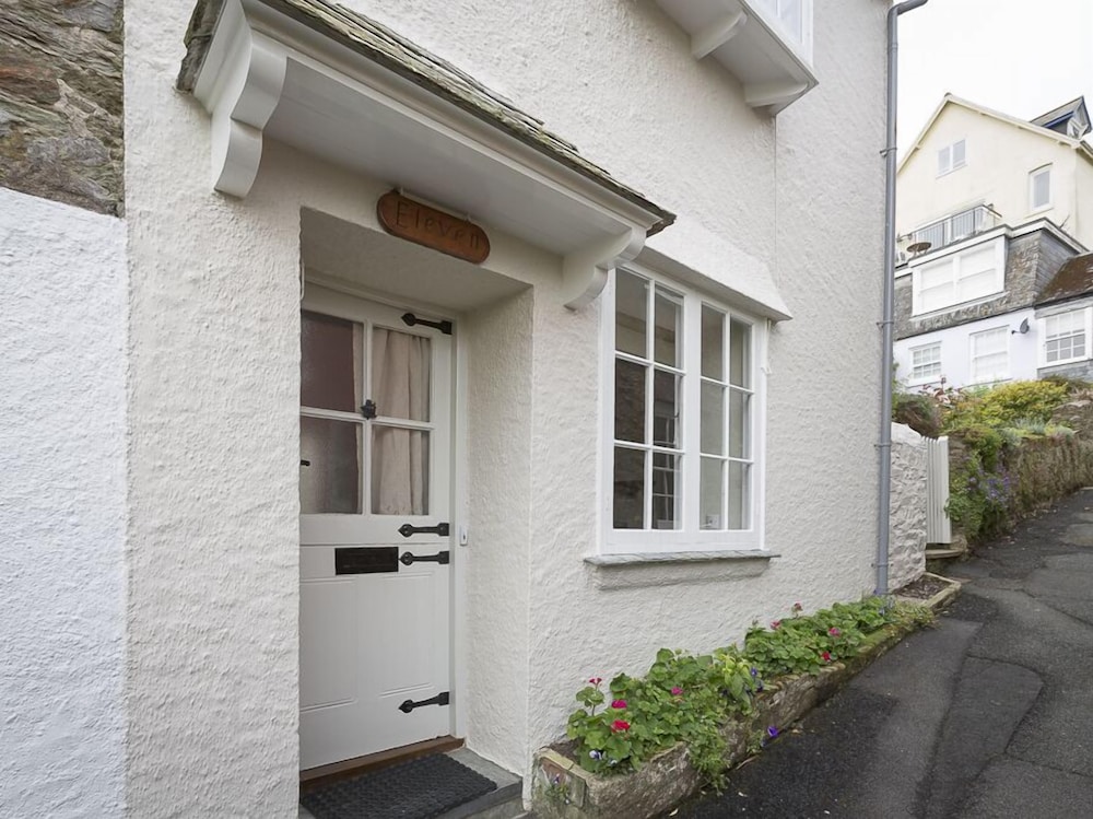 11 Robinsons Row in Salcombe, United Kingdom