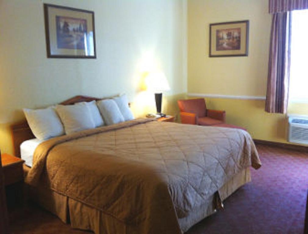 Days Inn Henderson - photo 4