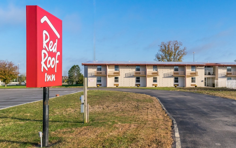 Red Roof Inn Richmond IN - featured photo