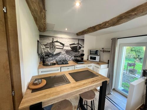 Le Studio Des Oiseaux - carbon neutral hotel in Unknown City
