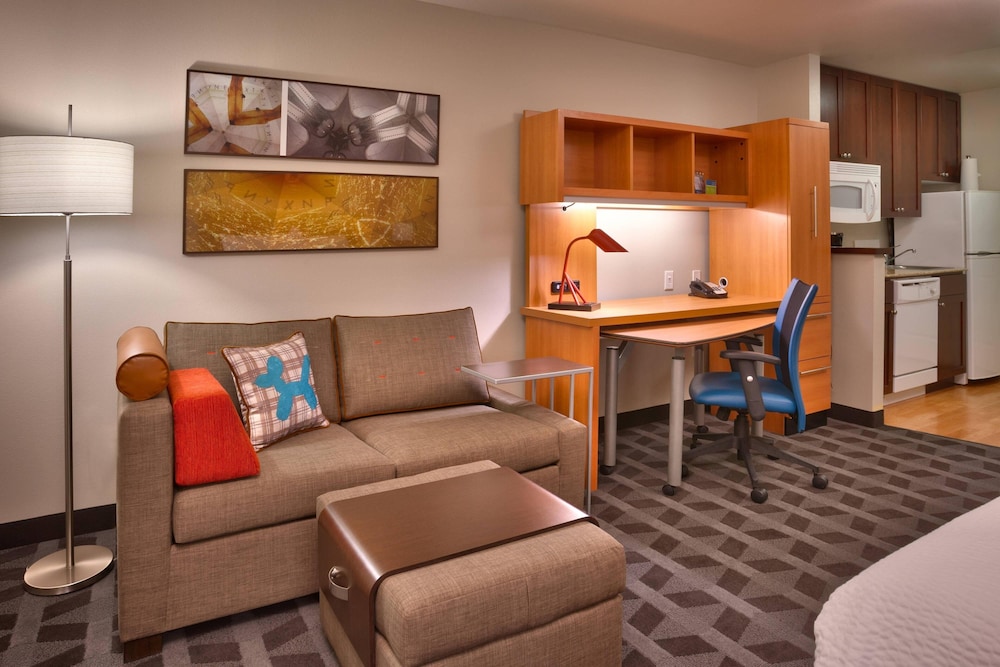 Towneplace Suites Marriott Meridian - photo 11