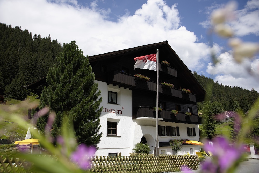 Hotel Mateera in Sankt Gallenkirch, Austria