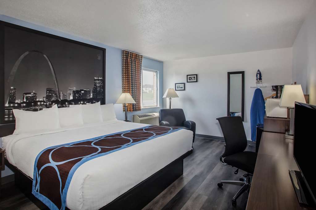 Super 8 by Wyndham Washington - photo 15