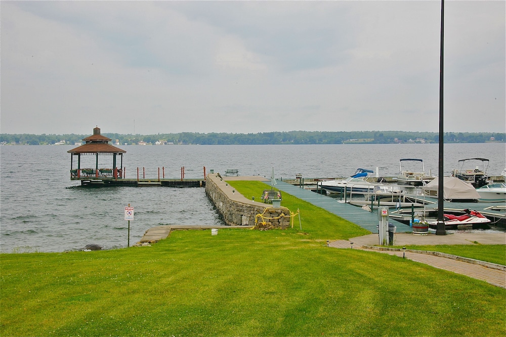 The Stonefence Resort - photo 92
