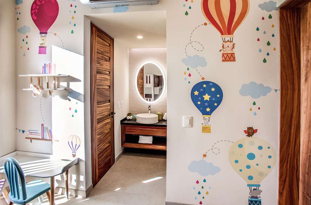 Kids Room Bath