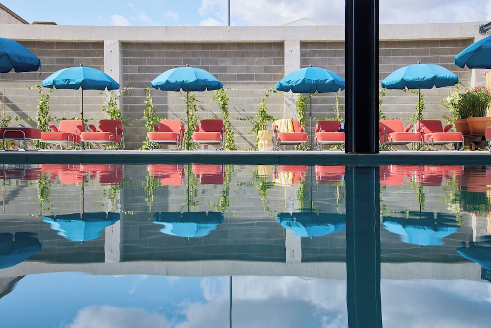 Moagem Industrial Lodge — 4-Star Luxury Hotel in Viana Do Alentejo, Portugal
