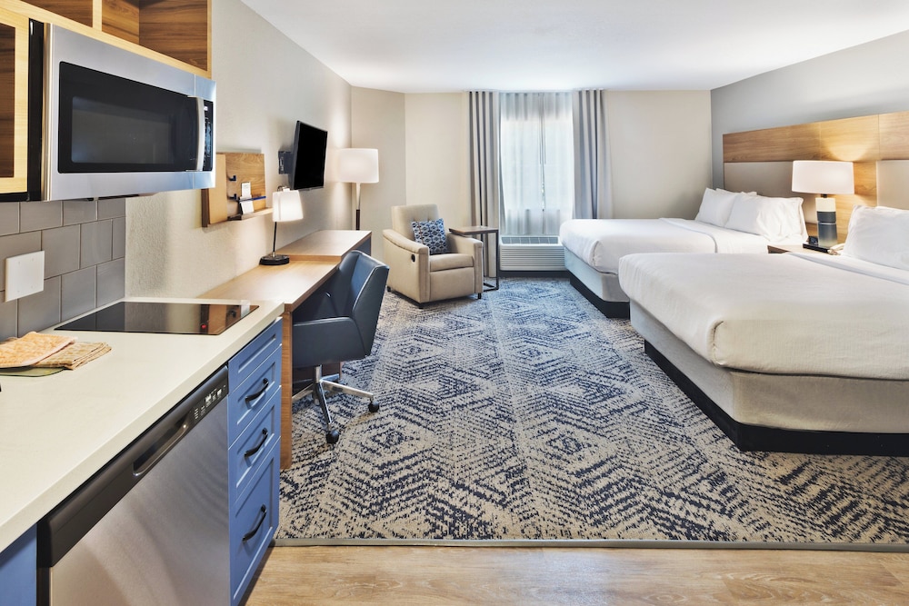 Candlewood Suites Columbus Fort Benning by IHG - photo 18