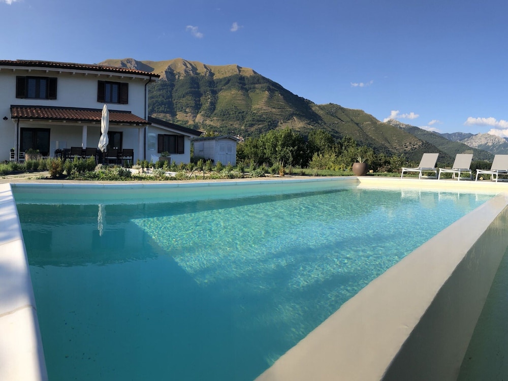 Holiday Home in Tuscany With Pool & Views — 4-Star Luxury Hotel in Bagni Di Lucca, Italy
