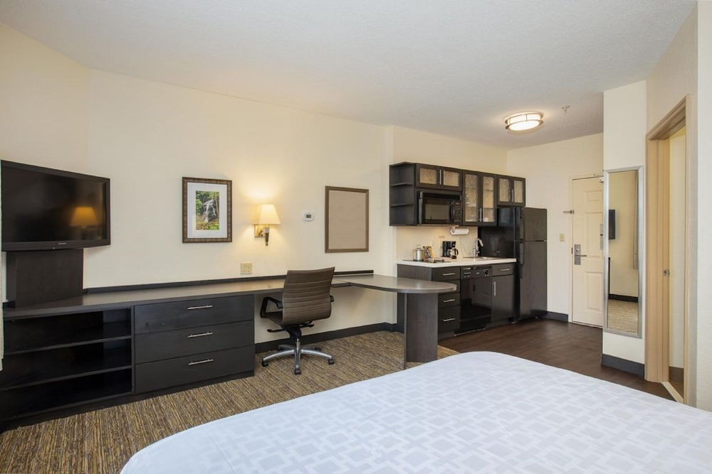 MainStay Suites Kansas City Overland Park - photo 4