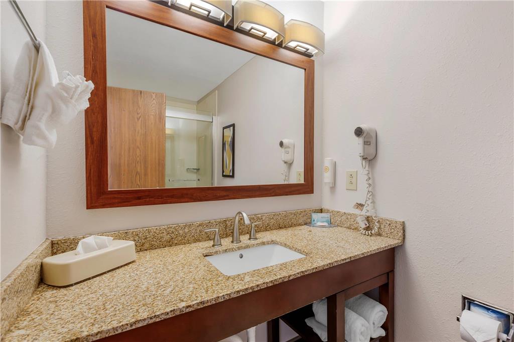 Comfort Inn River's Edge - photo 31