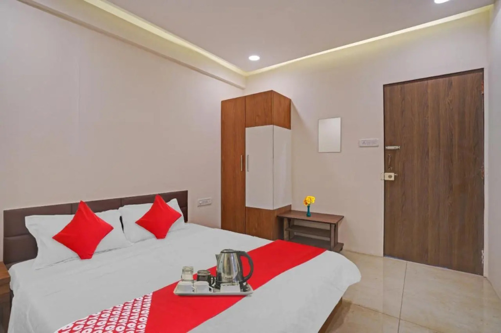 Flagship Hotel Paradise — Surat — photo 2