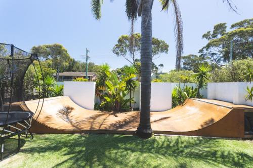 Eight Mitchell — Mollymook — photo 3