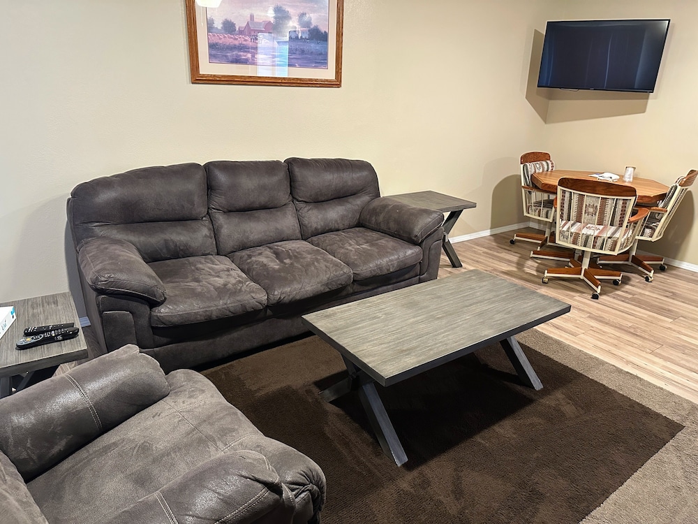Westerner Motel - photo 16