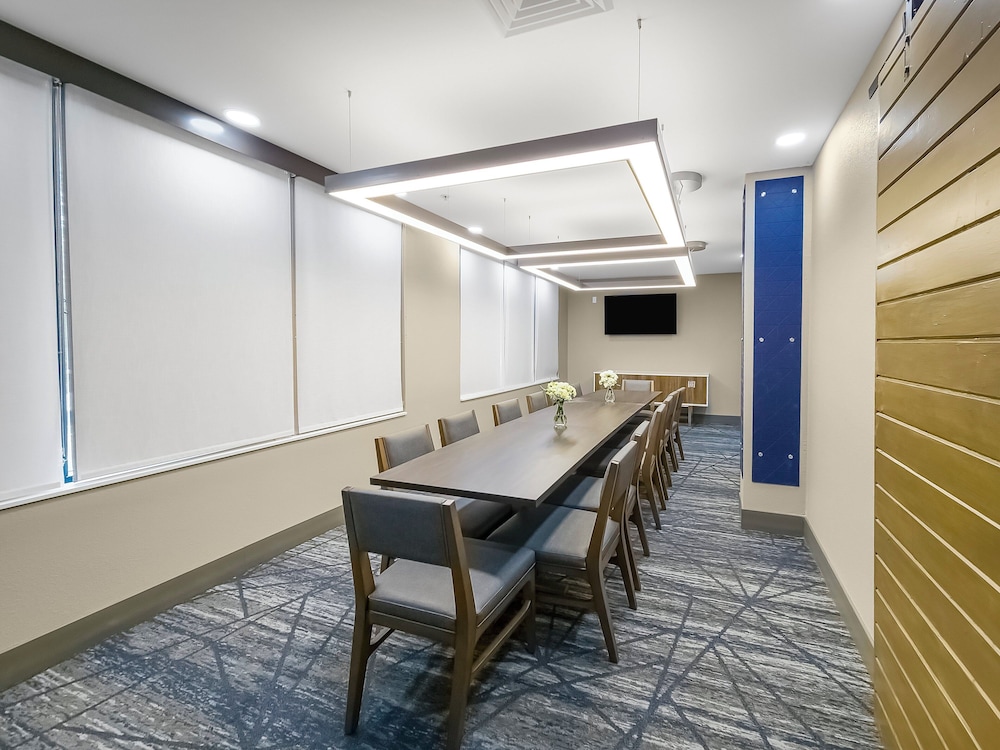 Holiday Inn Express Salt Lake City South Midvale by IHG - photo 49