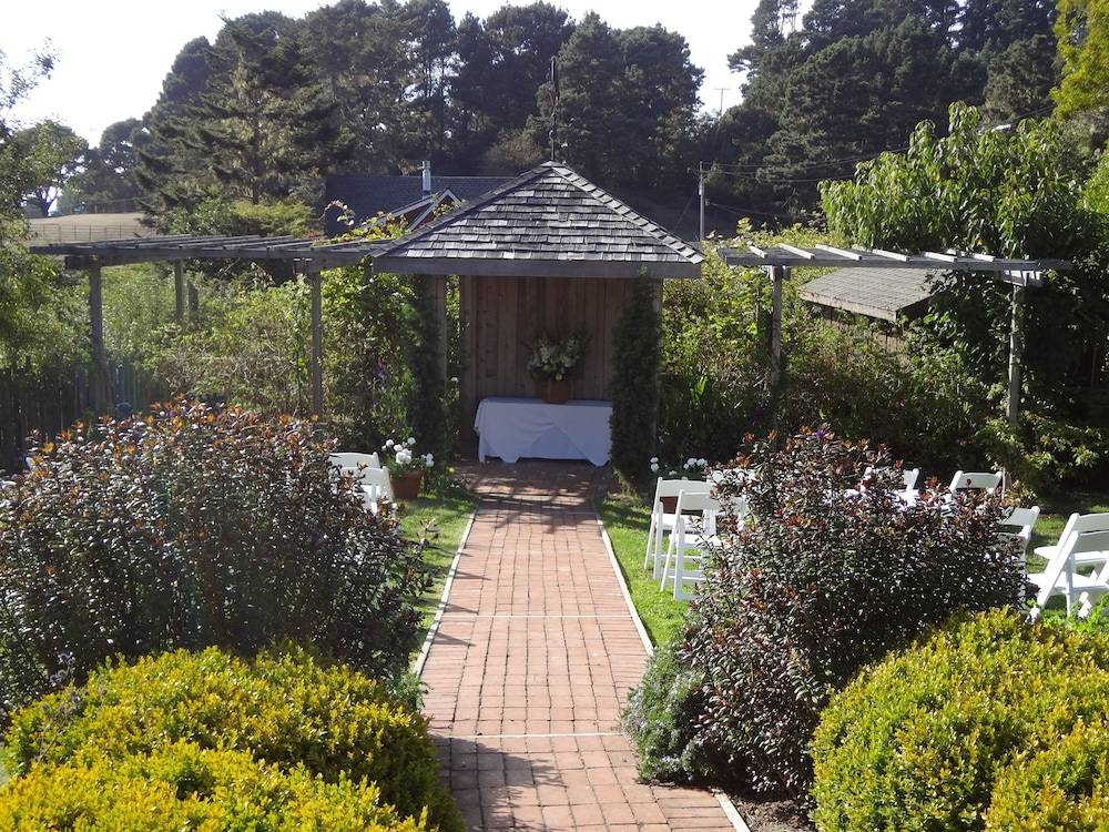 The Stanford Inn By The Sea Eco Resort - photo 79
