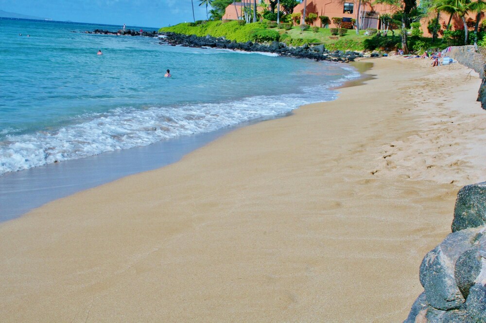 Hale Mahina Beach Resort - photo 19