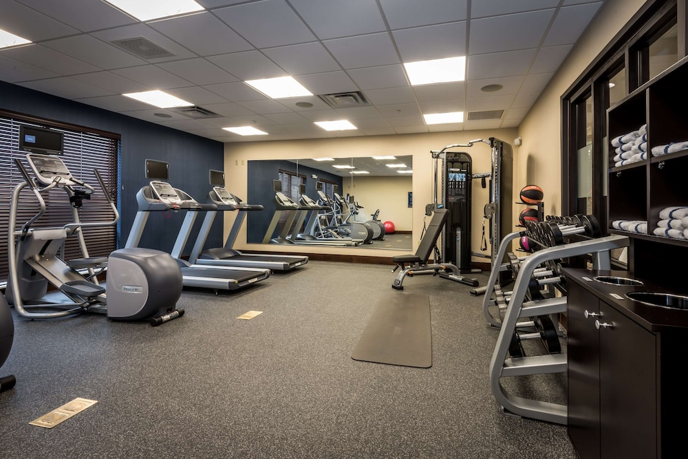 Hampton Inn & Suites Hammond - photo 2