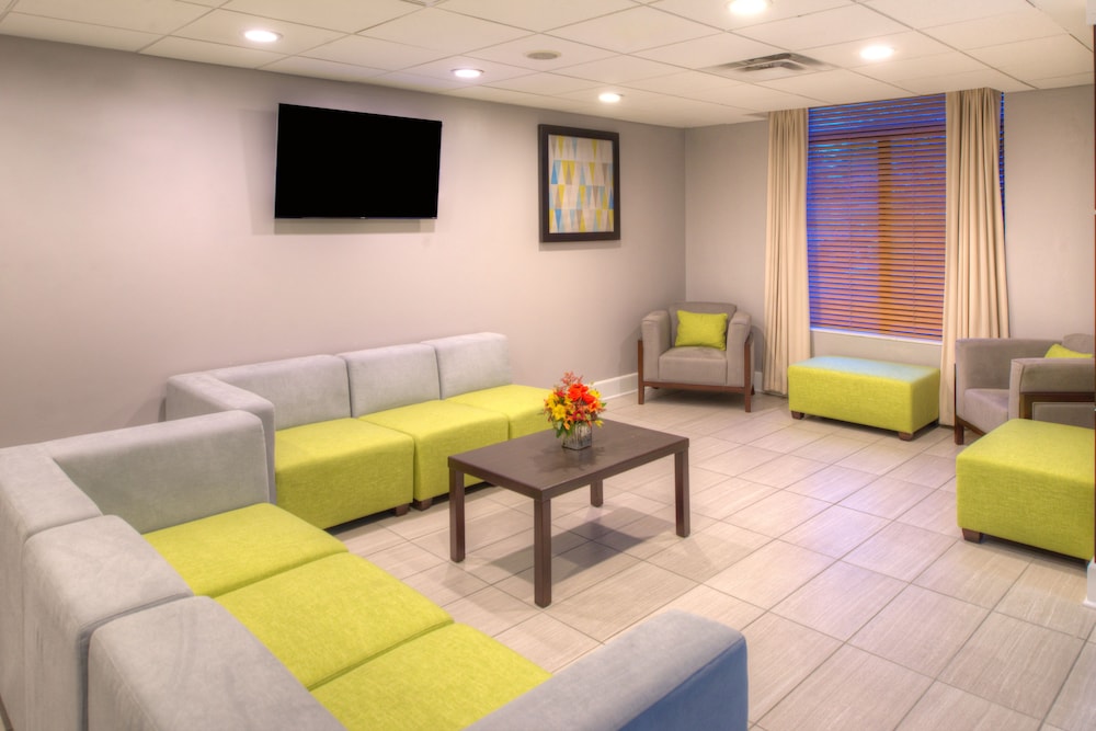 Holiday Inn Belcamp Aberdeen Area an IHG Hotel - photo 3