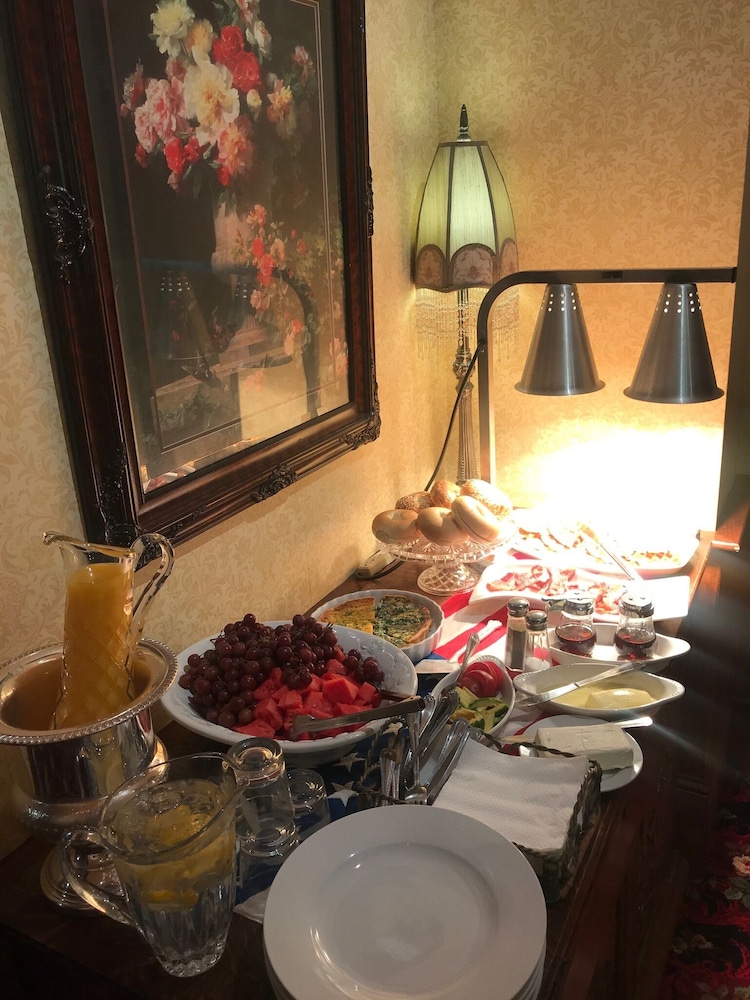 The Dutch Flat Hotel - photo 111