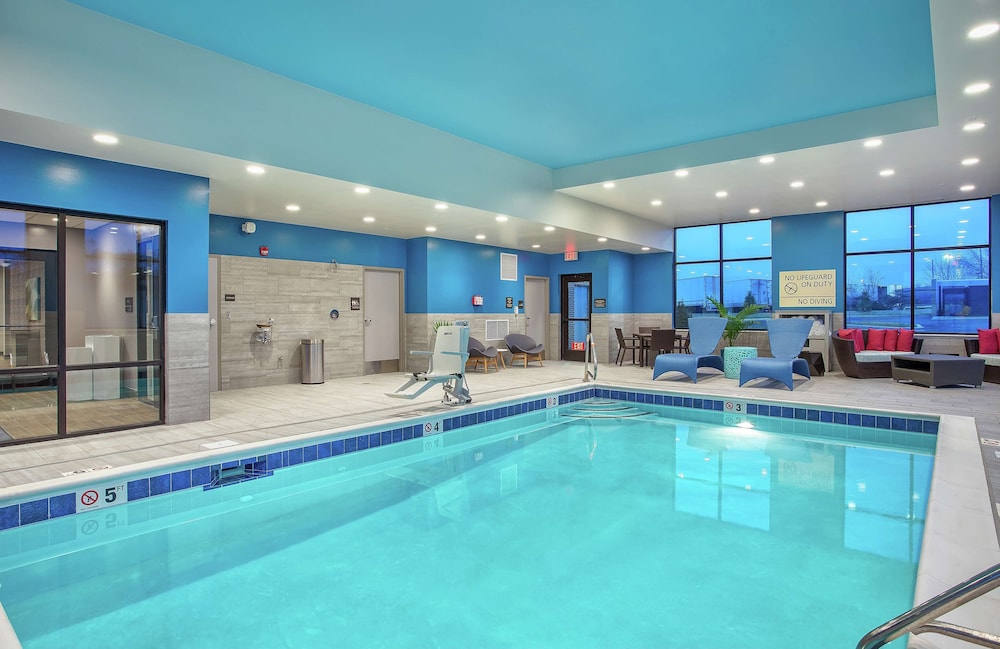 Hampton Inn Simpsonville - photo 18