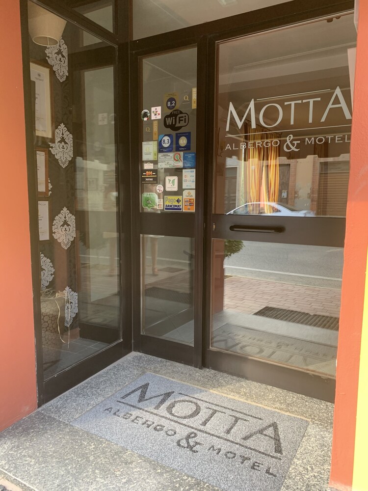 Albergo Motta — hotel in Costigliole D'asti