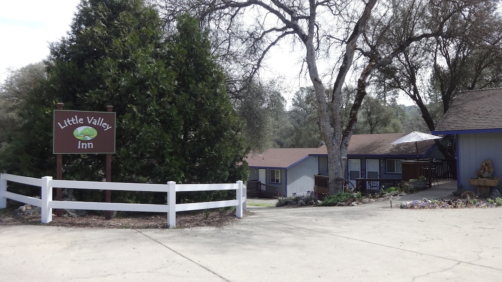 Little Valley Inn - photo 48