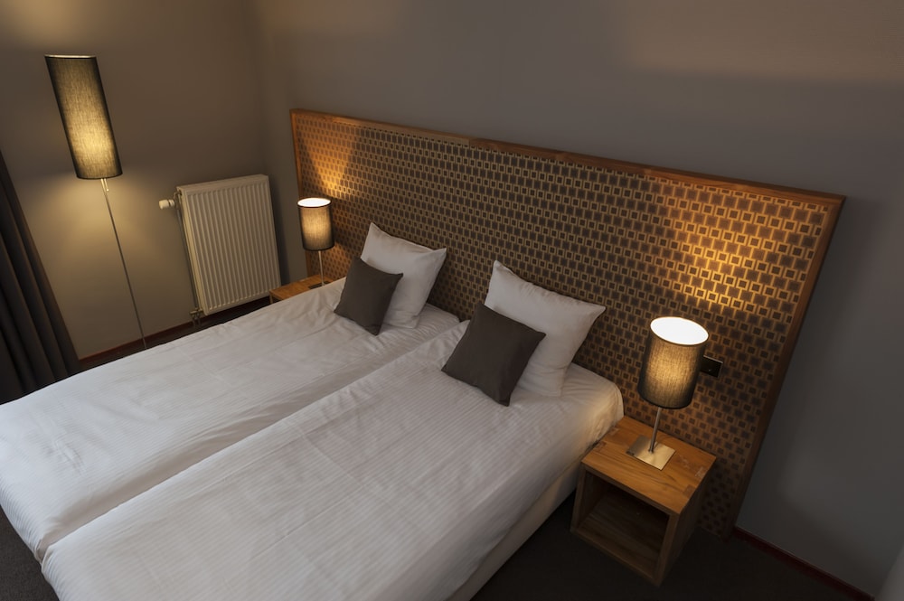 Linge Hotel Elst — Elst — photo 4