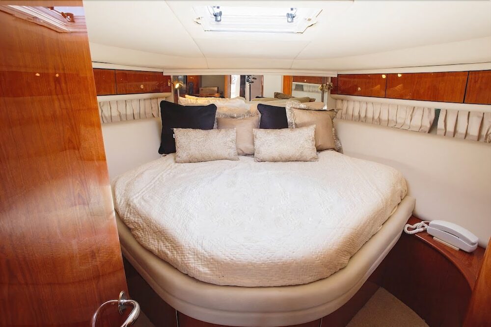 Miami Beach Luxury Yacht Charters - photo 3