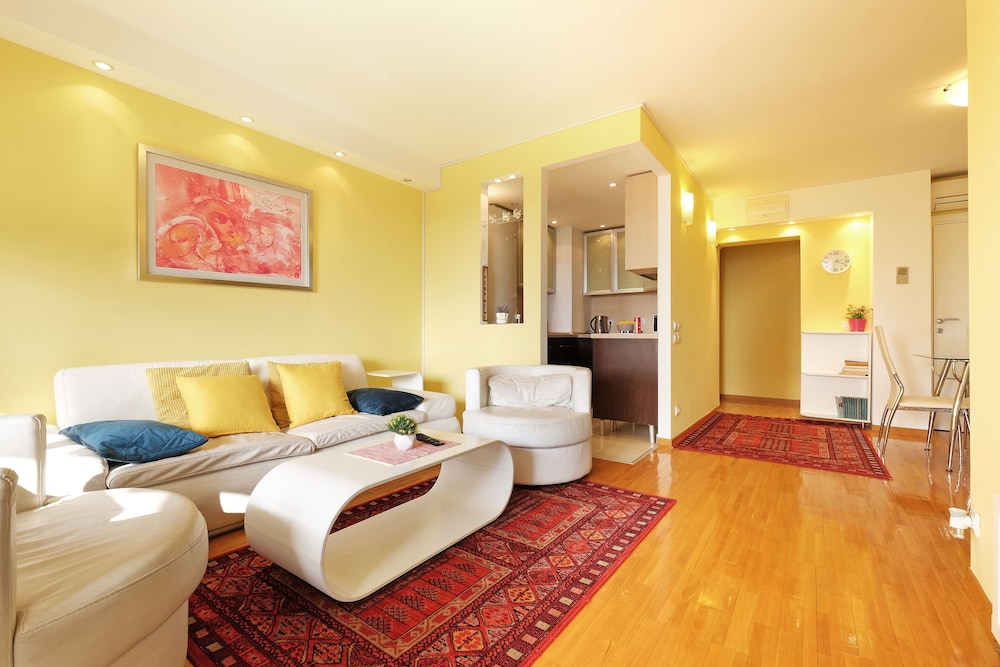 Apartment Bella Art — 4-Star Luxury Hotel in Belgrade, Serbia