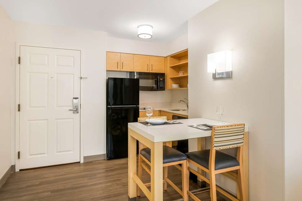 Sonesta ES Suites Charlotte Arrowood - photo 33