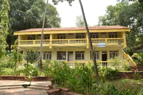 Mayem Lakeview - carbon neutral hotel in Mormugao
