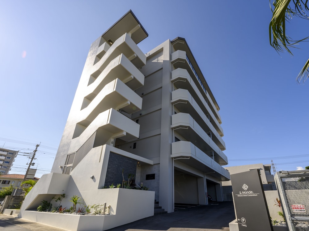 Monde. Okinawa Arena Condominium — 4-Star Luxury Hotel in Okinawa, Japan