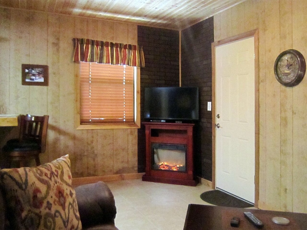 Riverside Lodge Resort - photo 8