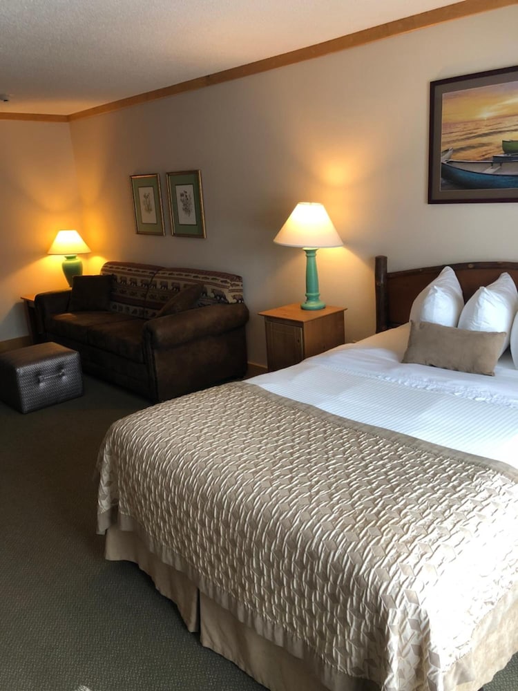 Flat Creek Lodge - photo 11