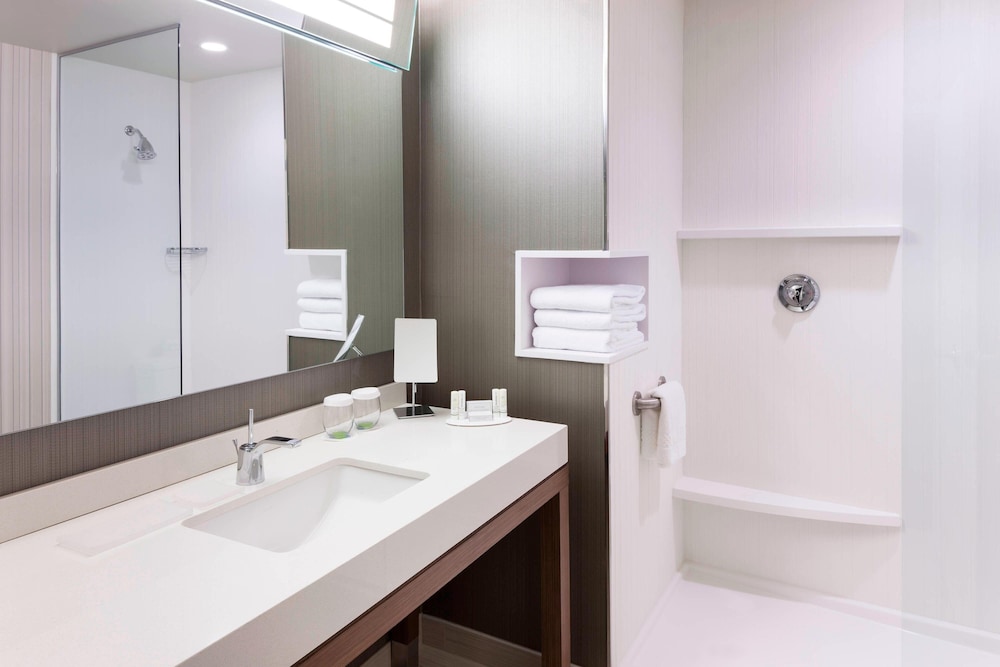 Courtyard by Marriott Fort Worth at Alliance Town Center - photo 16
