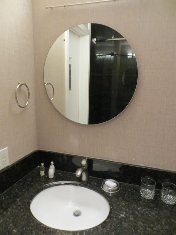 7 Springs Inn & Suites - photo 31