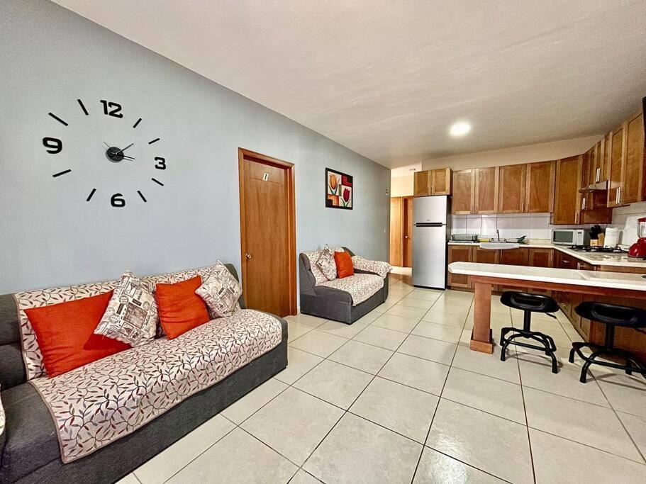 Gallery Home 19057686 — Ocotlan