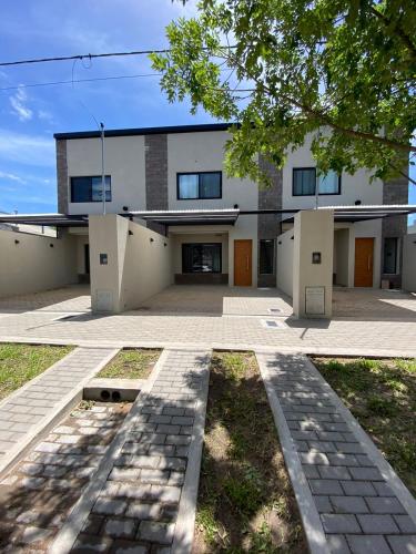 Apart Elisa — 4-Star Luxury Hotel in Villa Elisa, Argentina