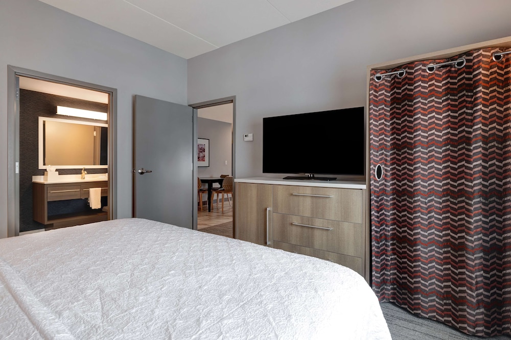 Home2 Suites Downtown Nashville Metrocenter - photo 19