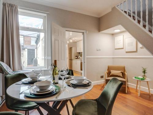 Pass the Keys Serene Green Retreat 3 Bed Tuebrook Terrace — 4-Star Luxury Hotel in Liverpool, United Kingdom