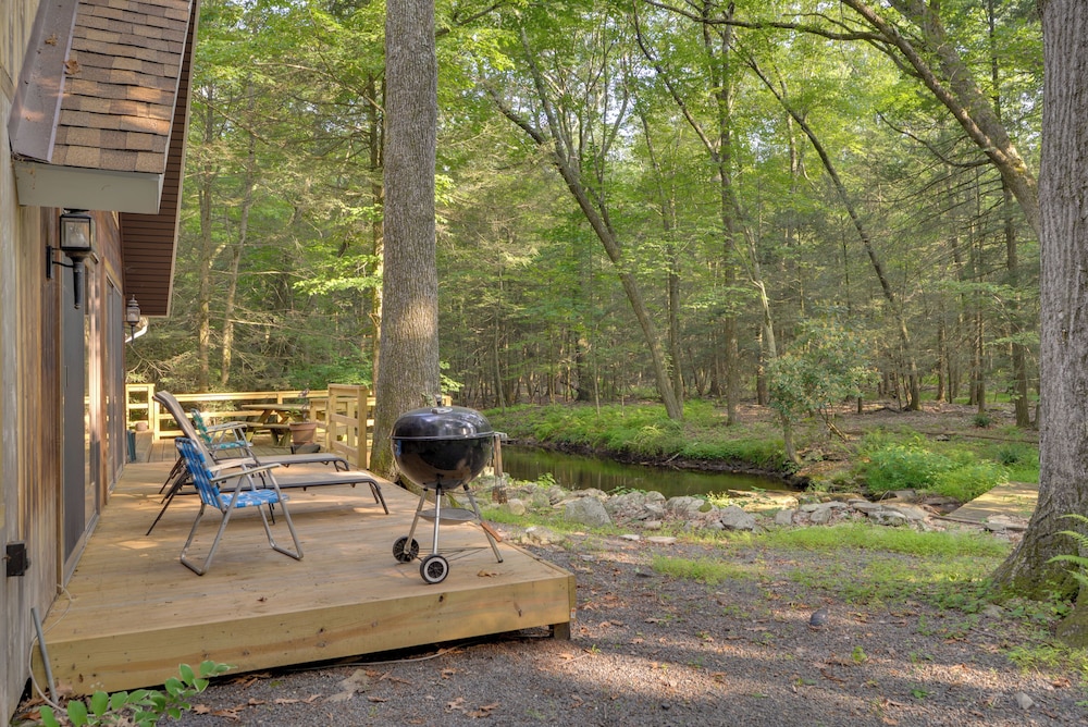 Secluded Stroudsburg Home 5 Mi To Ski Resort - photo 12